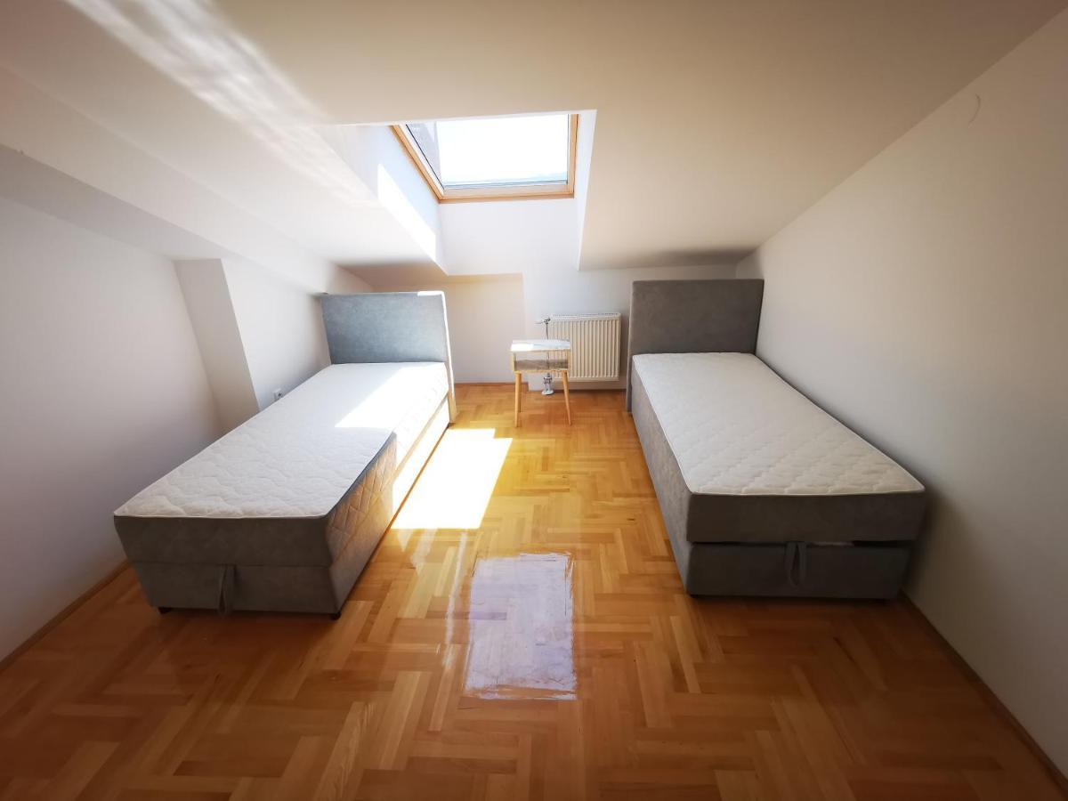 Riviera Apartments Nis Bagian luar foto
