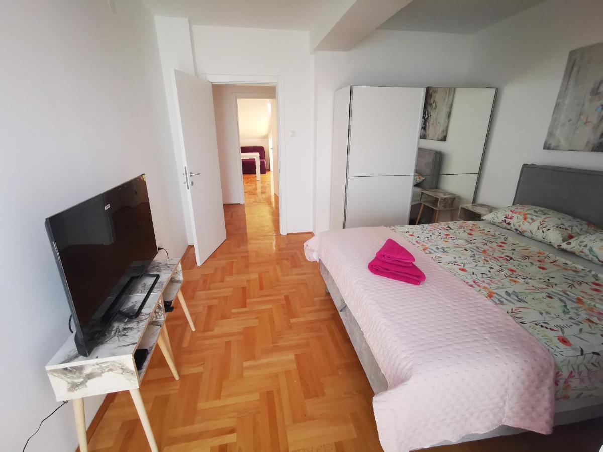 Riviera Apartments Nis Bagian luar foto