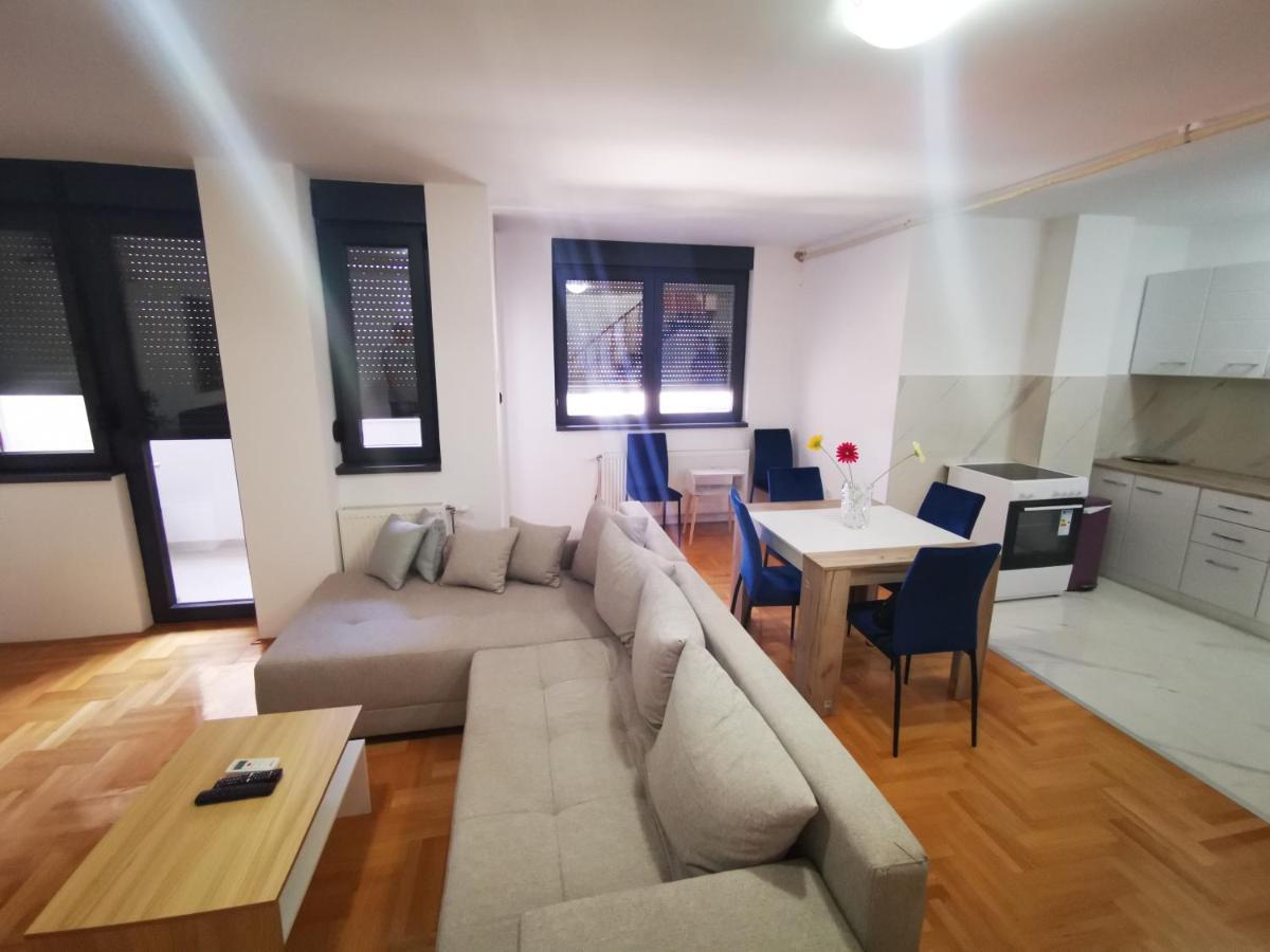 Riviera Apartments Nis Bagian luar foto